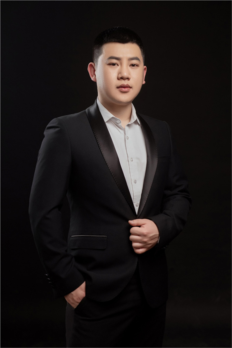 李維天